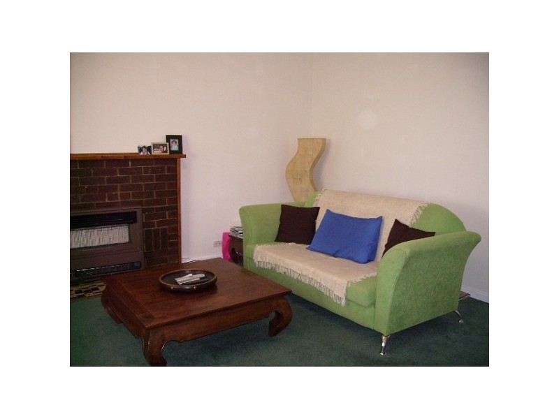 195 Blackshaws Road, Newport VIC 3015