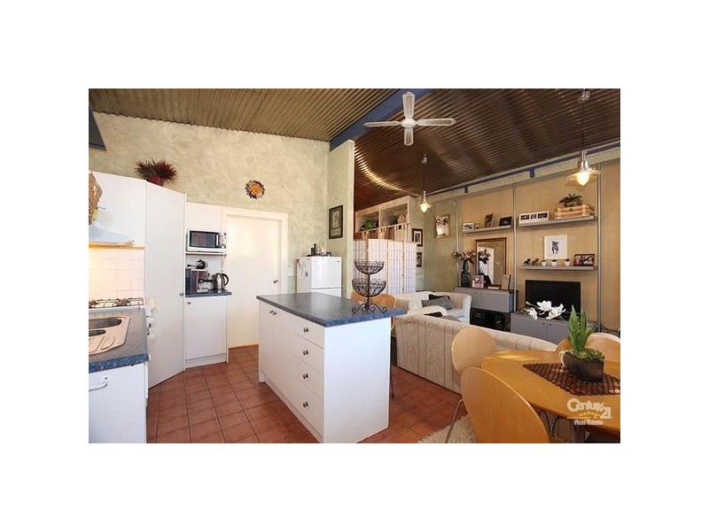 86 FLORENCE STREET, Williamstown VIC 3016