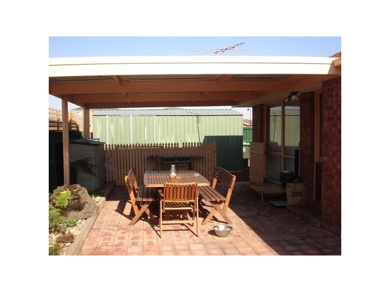 53 KATHLEEN CRESCENT, Hoppers Crossing VIC 3029