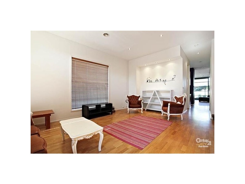 35 THOMPSON STREET, Williamstown VIC 3016