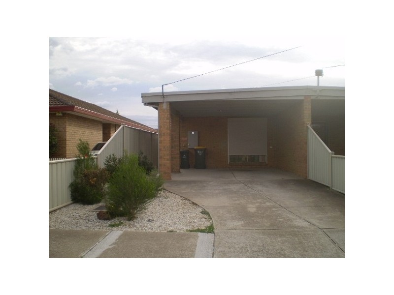 2/52 POWLETT STREET, Altona Meadows VIC 3028