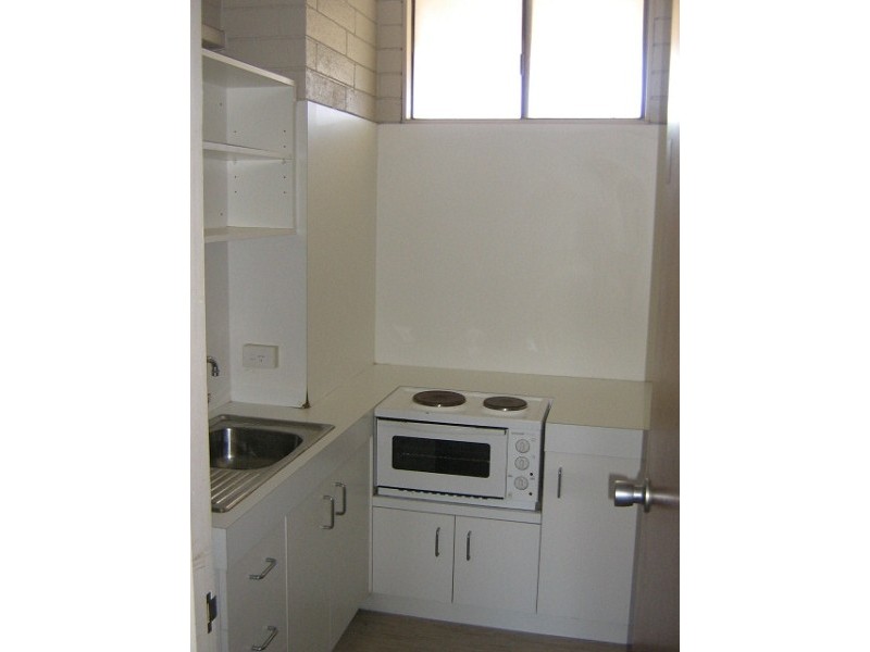 14/8 TECHNO PARK DRIVE, Williamstown VIC 3016