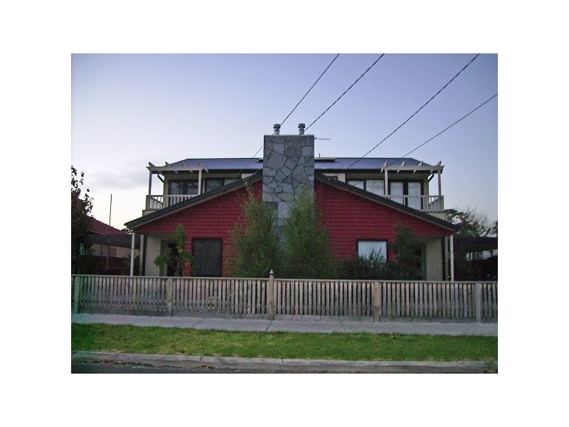 38 SEVERN STREET, Newport VIC 3015