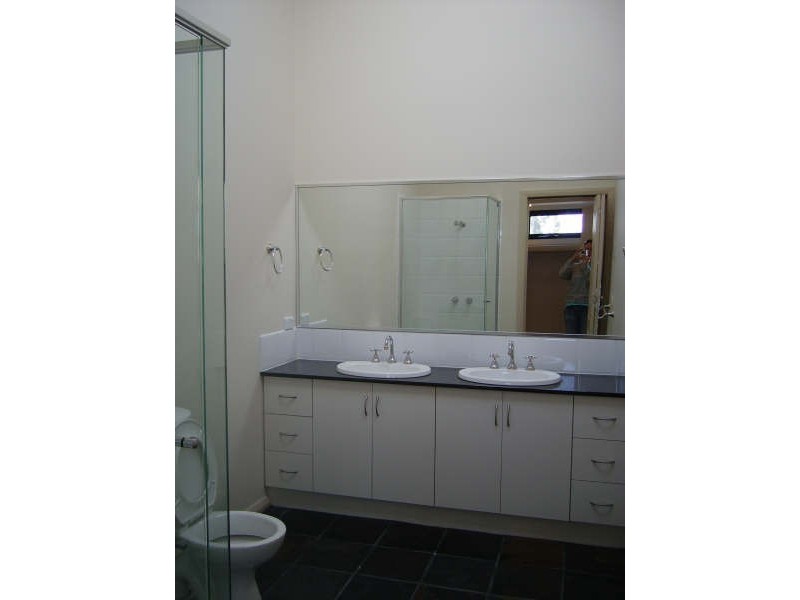 38 SEVERN STREET, Newport VIC 3015