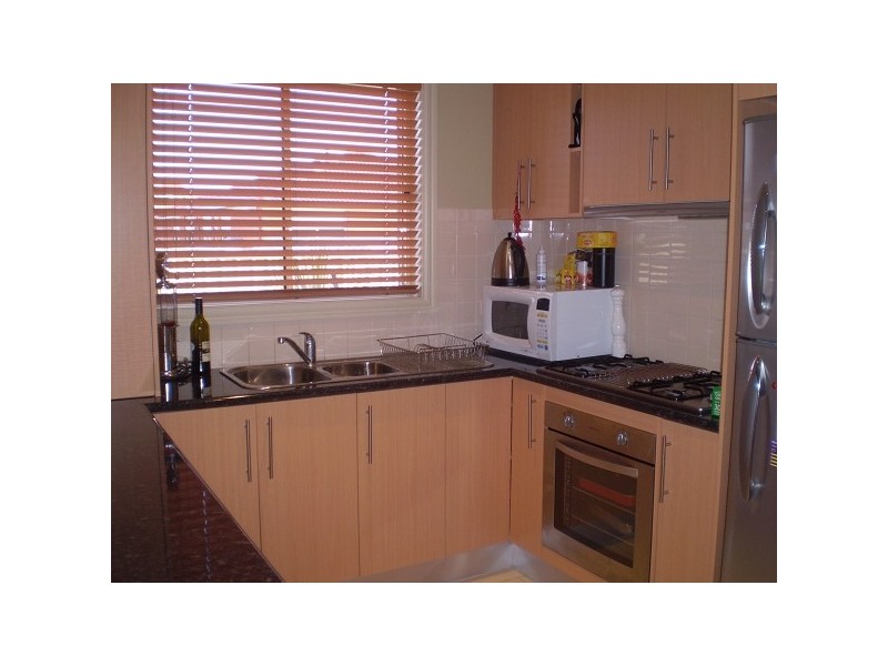 3/11 COVENT GARDENS, Point Cook VIC 3030