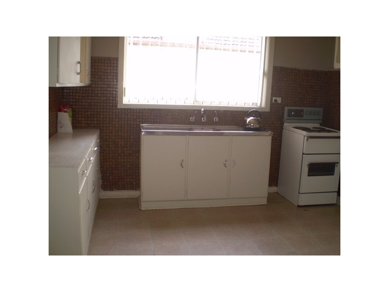 18 JEFFREY AVENUE, Altona North VIC 3025