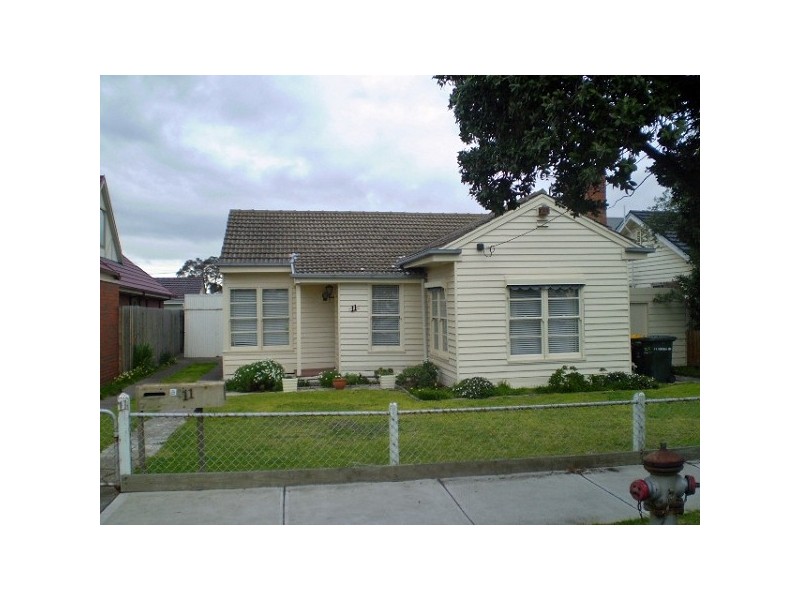 11 KOKODA ROAD, Williamstown VIC 3016