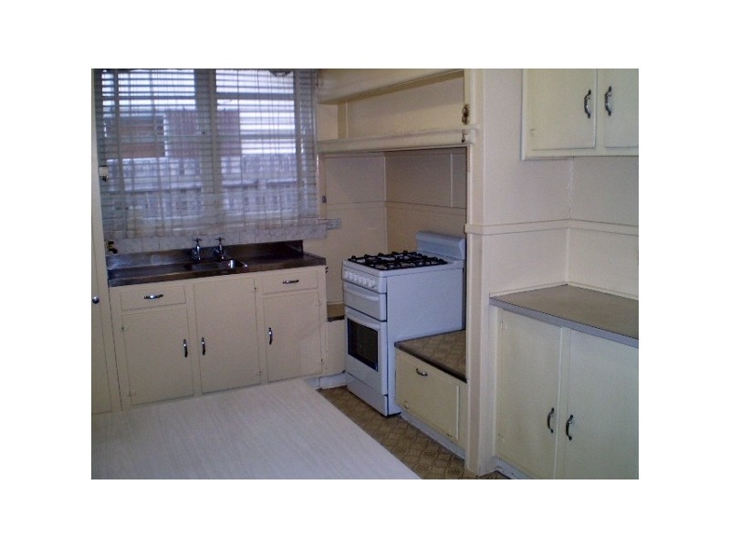 11 KOKODA ROAD, Williamstown VIC 3016