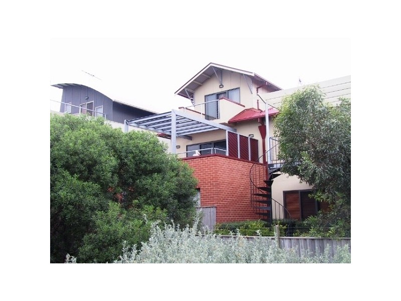 3 Lakeside Place, Williamstown VIC 3016