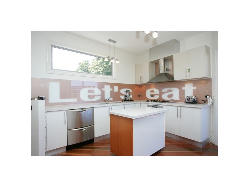 16 MARINER STREET, Williamstown VIC 3016