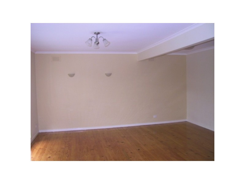 2/108 ROBERTS STREET, West Footscray VIC 3012