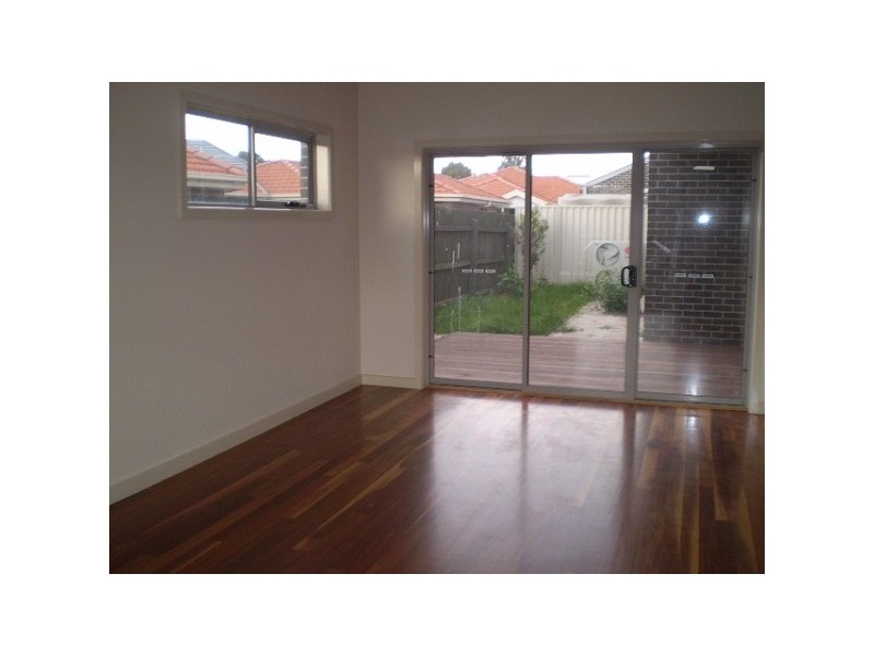 1/20 THE BROADWAY, Altona North VIC 3025