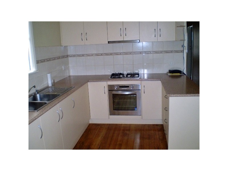 8 EADES STREET, Laverton VIC 3028