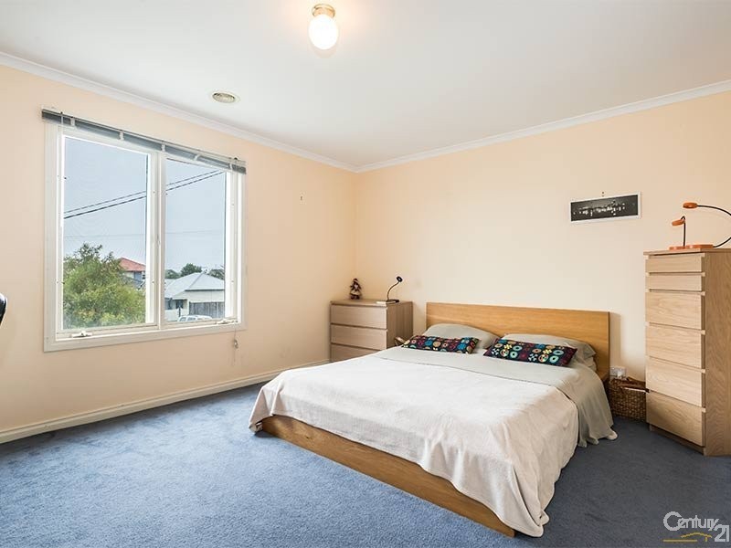 1 CHANDLER STREET, Williamstown VIC 3016