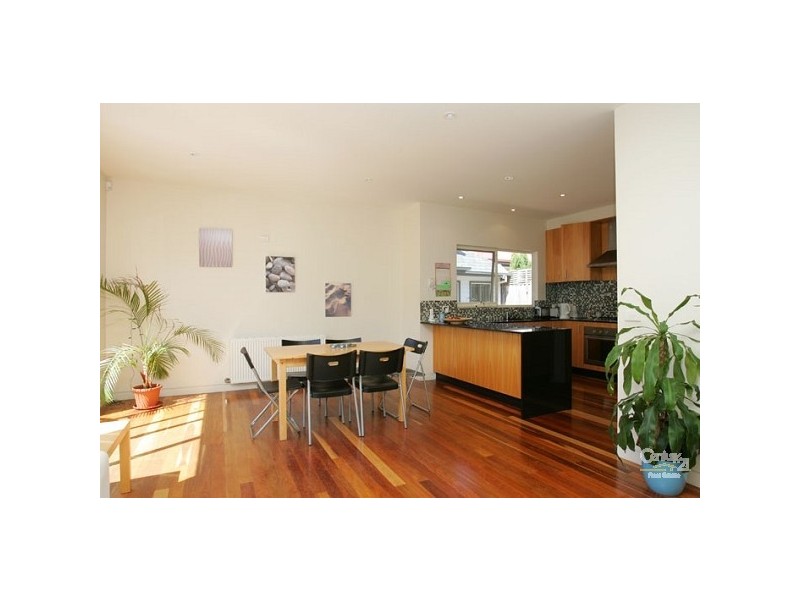 1/90 Elizabeth Street,, Newport VIC 3015