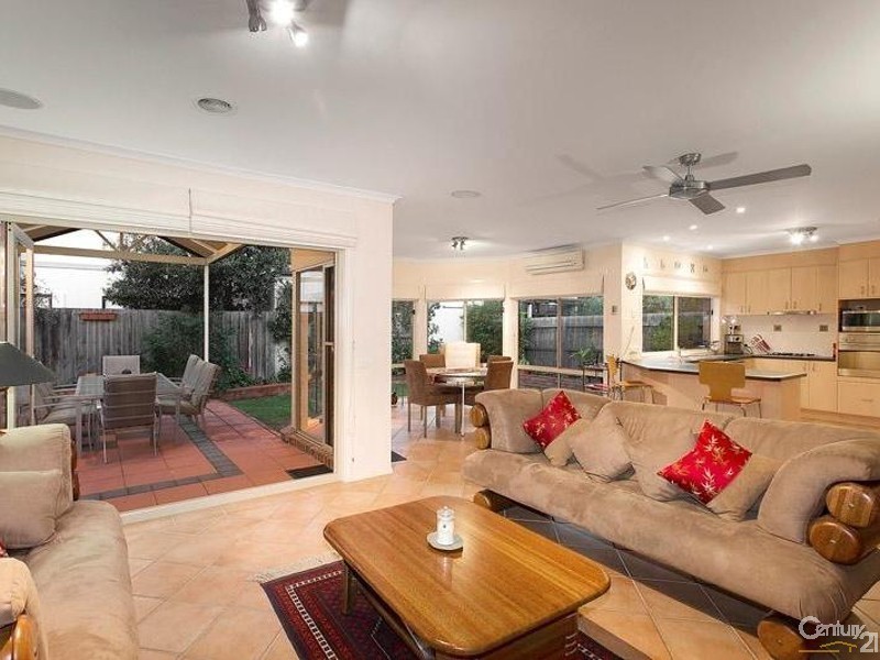5 Nicosia Crt, Williamstown VIC 3016