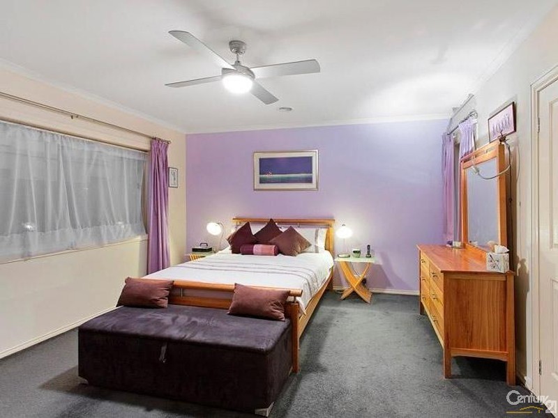5 Nicosia Crt, Williamstown VIC 3016