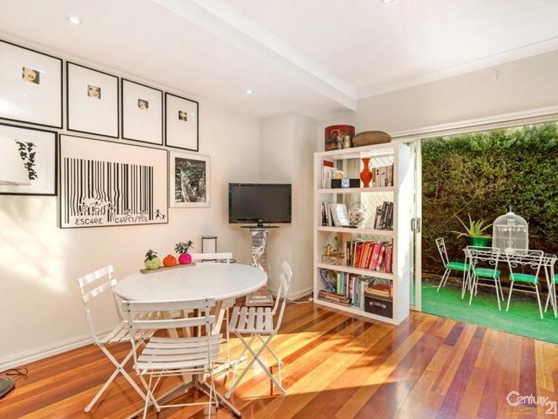 2/67 Oxford Street, Newport VIC 3015