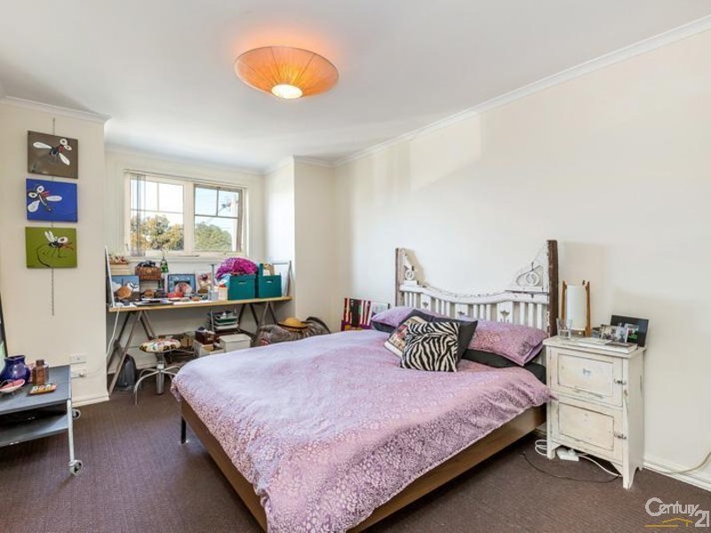 2/67 Oxford Street, Newport VIC 3015