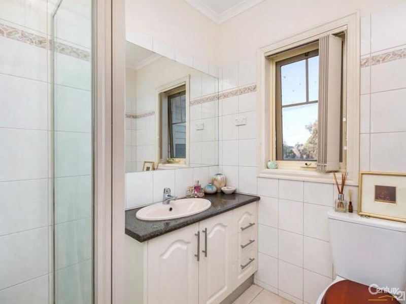 2/67 Oxford Street, Newport VIC 3015