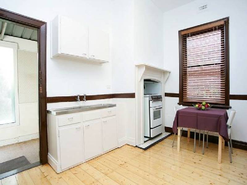 34 Liverpool Street, Footscray VIC 3011