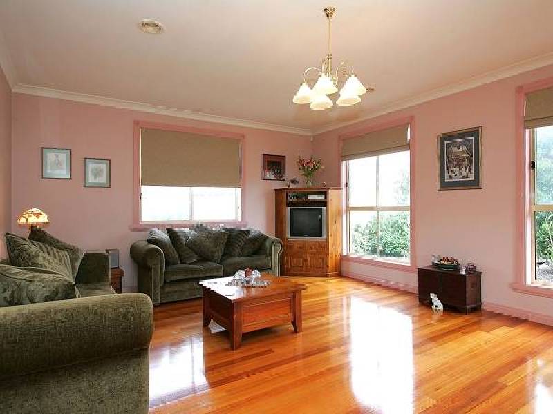 6 Bunya Close, Caroline Springs VIC 3023