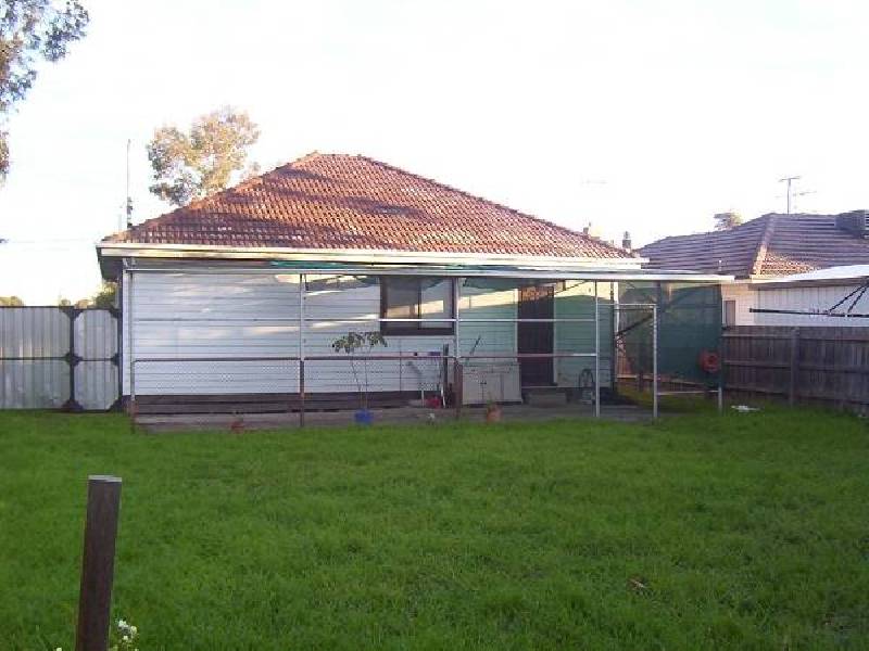 66 Primula Avenue, Brooklyn VIC 3012