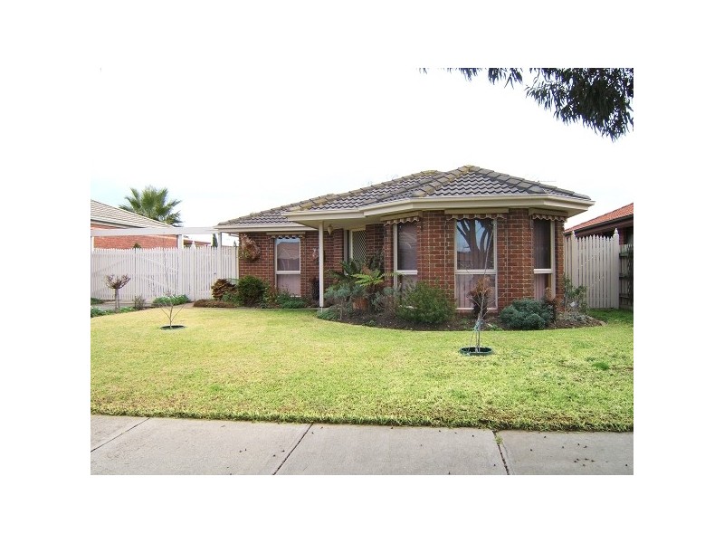 25 Bianca Drive, Aspendale Gardens VIC 3195