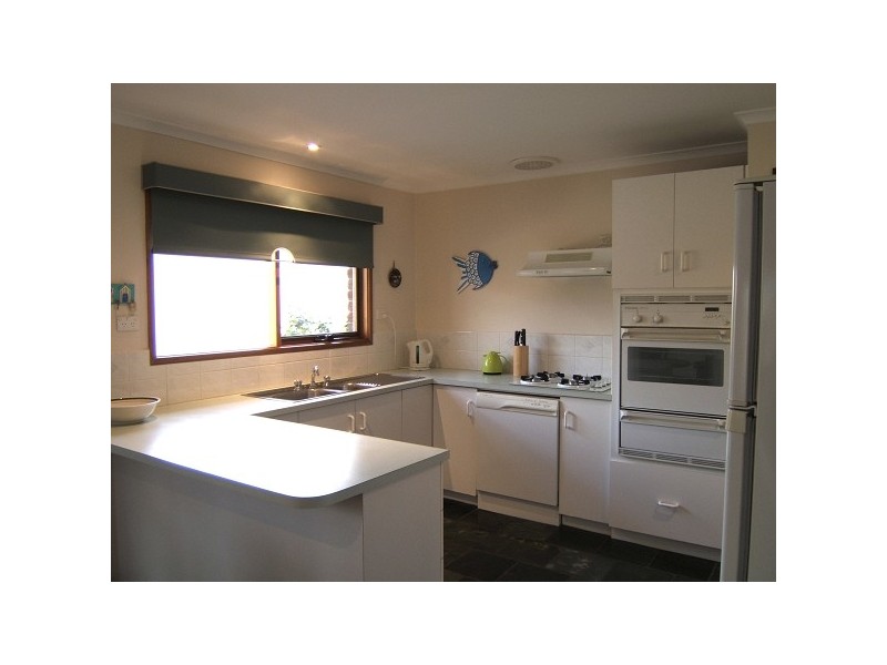 25 Bianca Drive, Aspendale Gardens VIC 3195