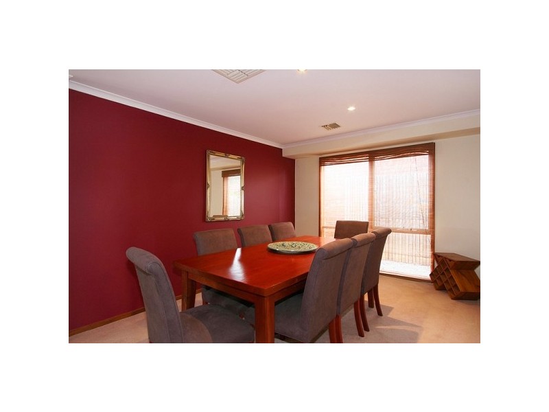 76 Kearney Drive, Aspendale Gardens VIC 3195