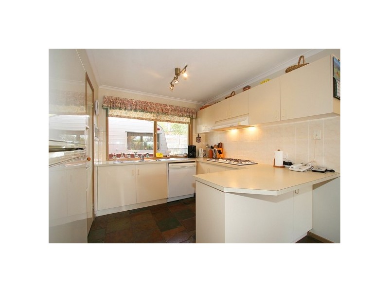 22 Jacqueline Drive, Aspendale Gardens VIC 3195