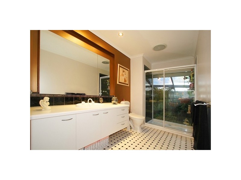 19 Keaton Way, Aspendale Gardens VIC 3195