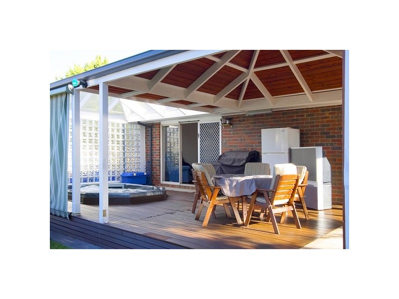 19 Keaton Way, Aspendale Gardens VIC 3195