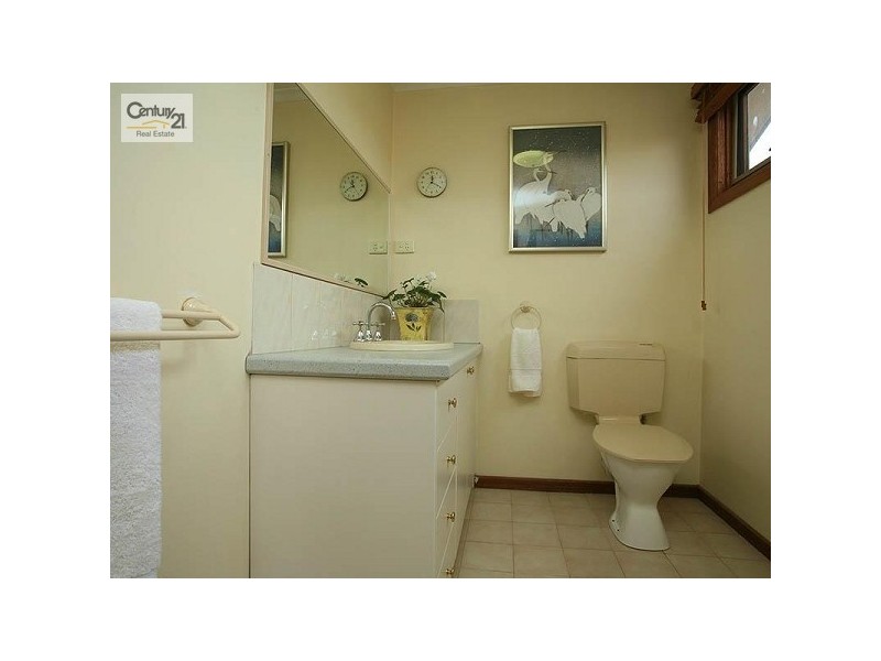 12 Nurten Parade, Aspendale Gardens VIC 3195