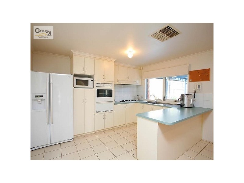 2 Hannagan Street, Aspendale Gardens VIC 3195