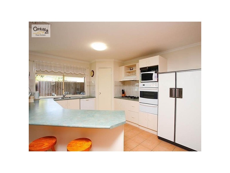 34 Winners Circle, Aspendale Gardens VIC 3195