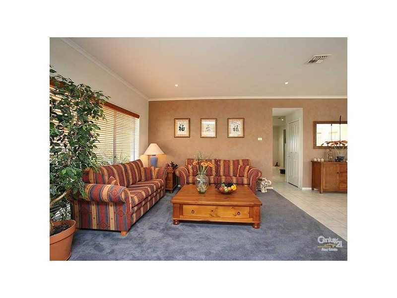 62 Sutherland Avenue, Aspendale Gardens VIC 3195