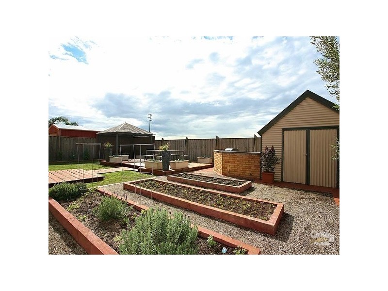 62 Sutherland Avenue, Aspendale Gardens VIC 3195