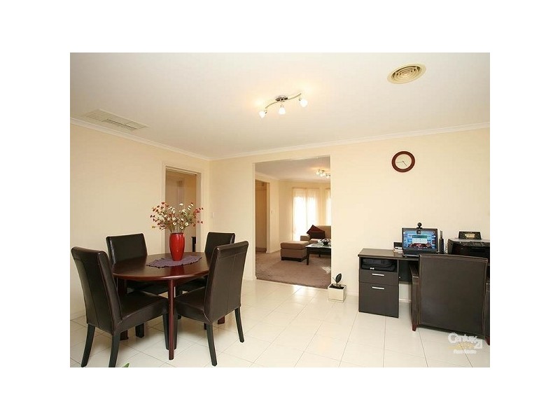 2 Laird Close, Aspendale Gardens VIC 3195