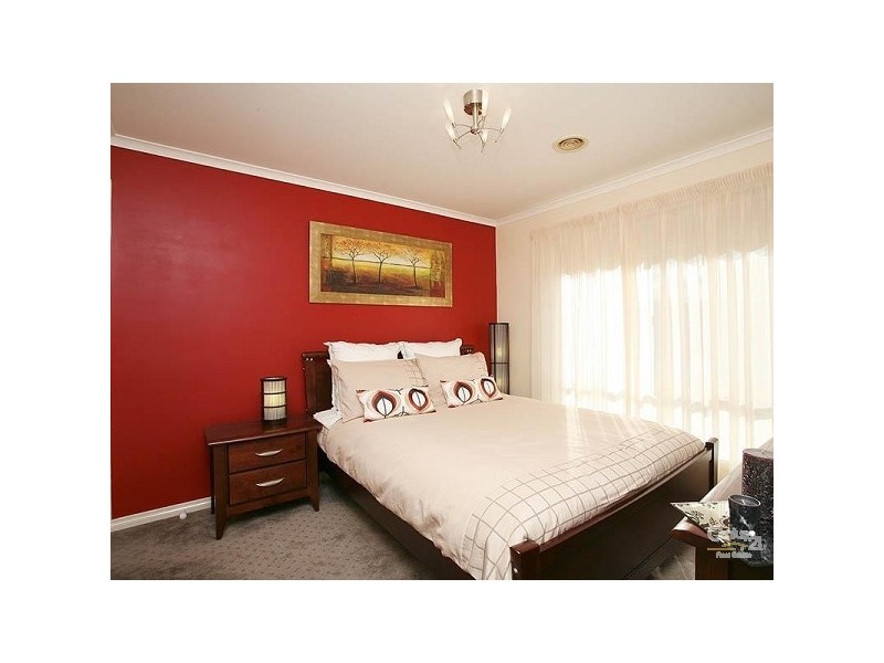2 Laird Close, Aspendale Gardens VIC 3195