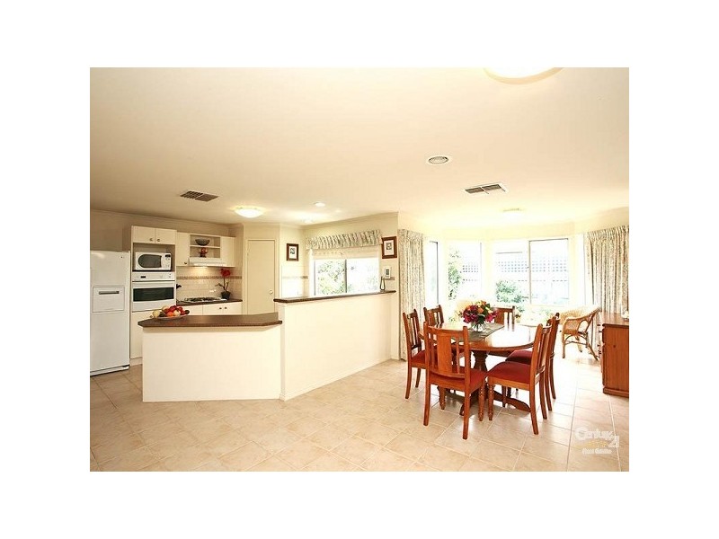 40 Winners Circle, Aspendale Gardens VIC 3195