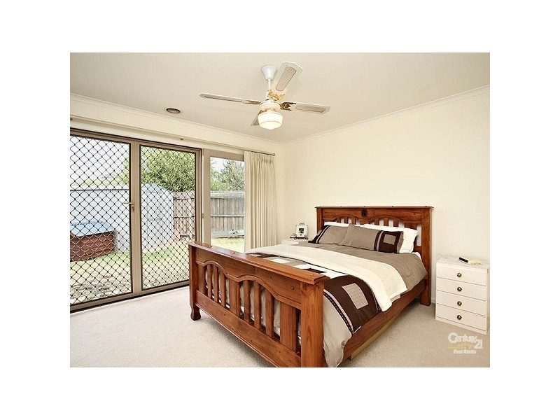 4 Dryad Court, Chelsea Heights VIC 3196