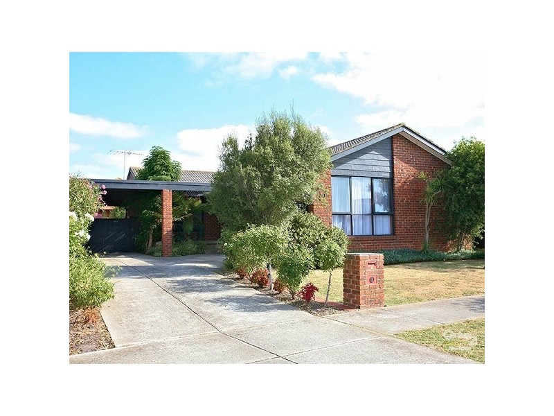 30 Lorenzo Way, Aspendale Gardens VIC 3195