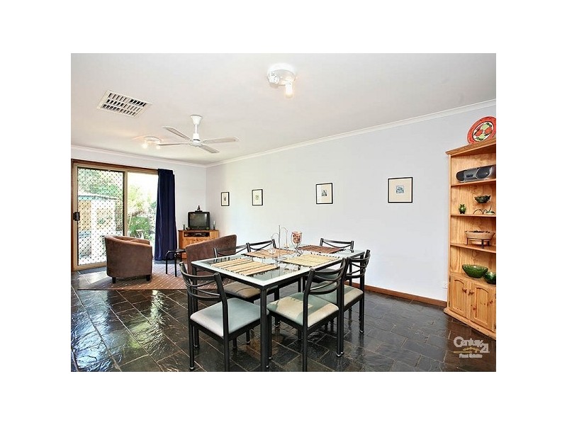 30 Lorenzo Way, Aspendale Gardens VIC 3195