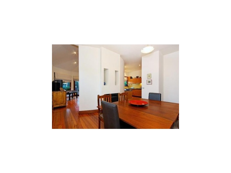 3 Fitzroy Street, Mckinnon VIC 3204