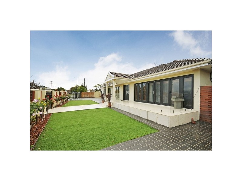 2 East Boundary Road, Bentleigh East VIC 3165