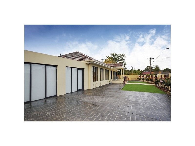 2 East Boundary Road, Bentleigh East VIC 3165