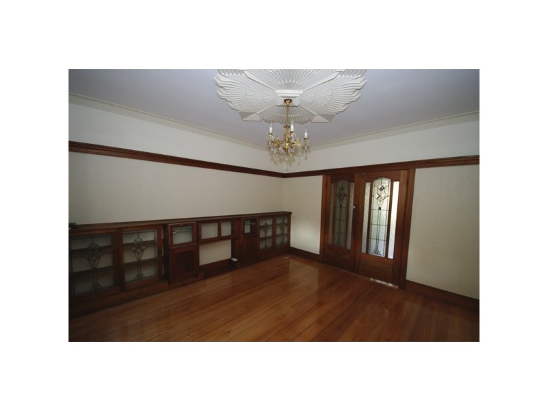 2 Berkeley Grove, Brighton East VIC 3187