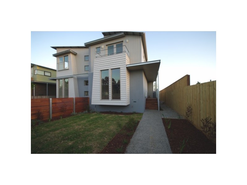 26A Carlton Street, Mckinnon VIC 3204