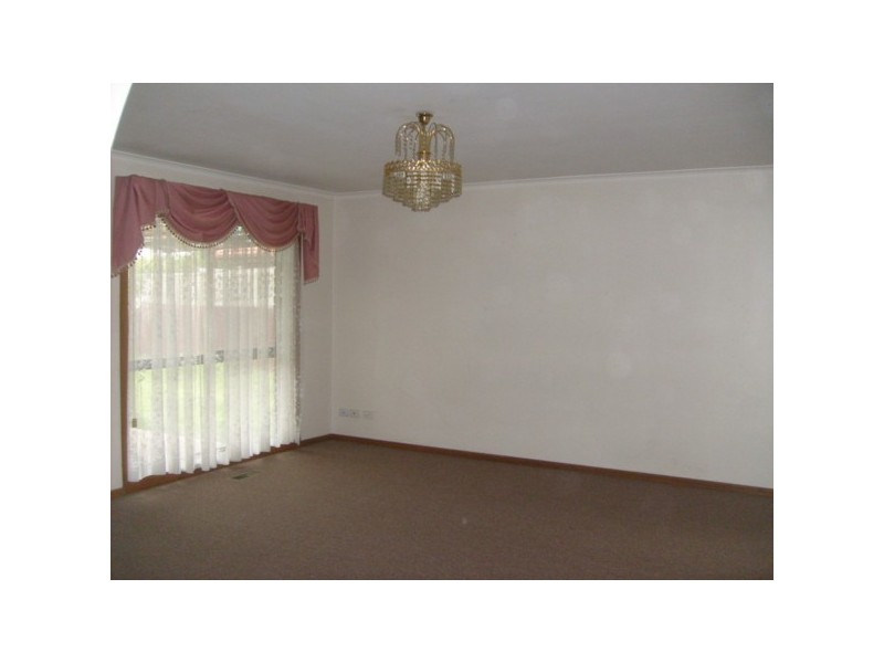 12 Bergen Street, Keysborough VIC 3173